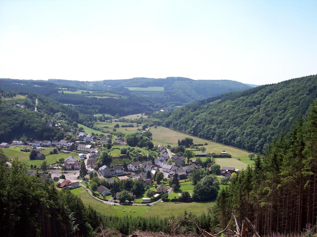 Hotel Dreilaenderblick Ouren ภายนอก รูปภาพ