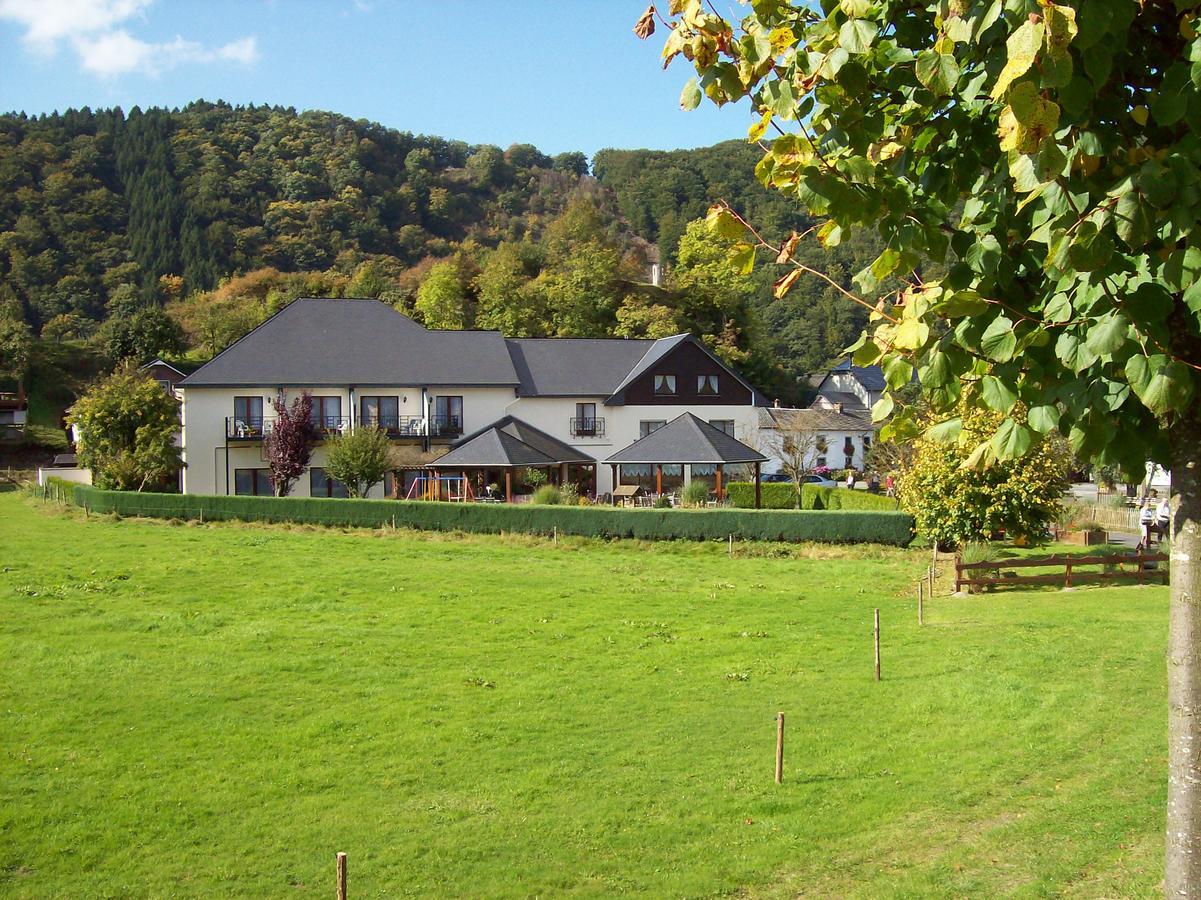 Hotel Dreilaenderblick Ouren ภายนอก รูปภาพ